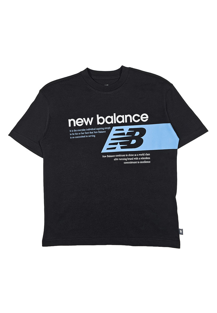 T-shirt nera per bambino