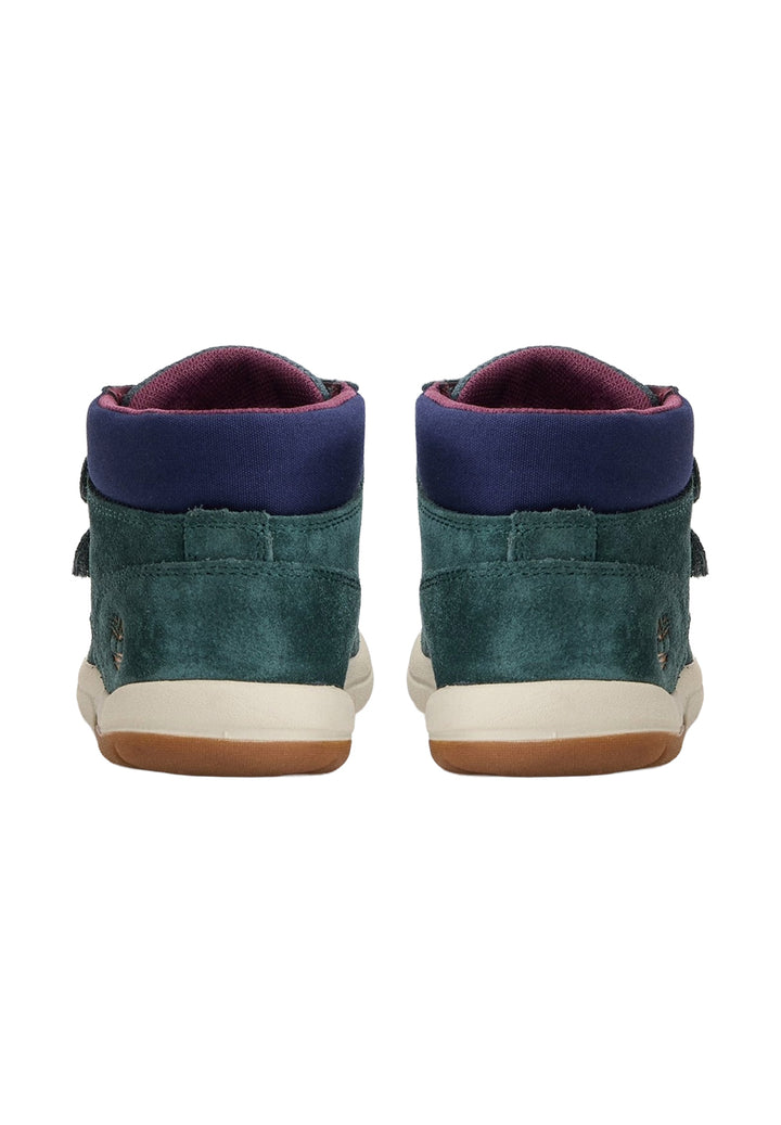 Grüne Babystiefel