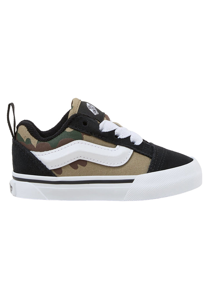 Scarpe nere per neonato