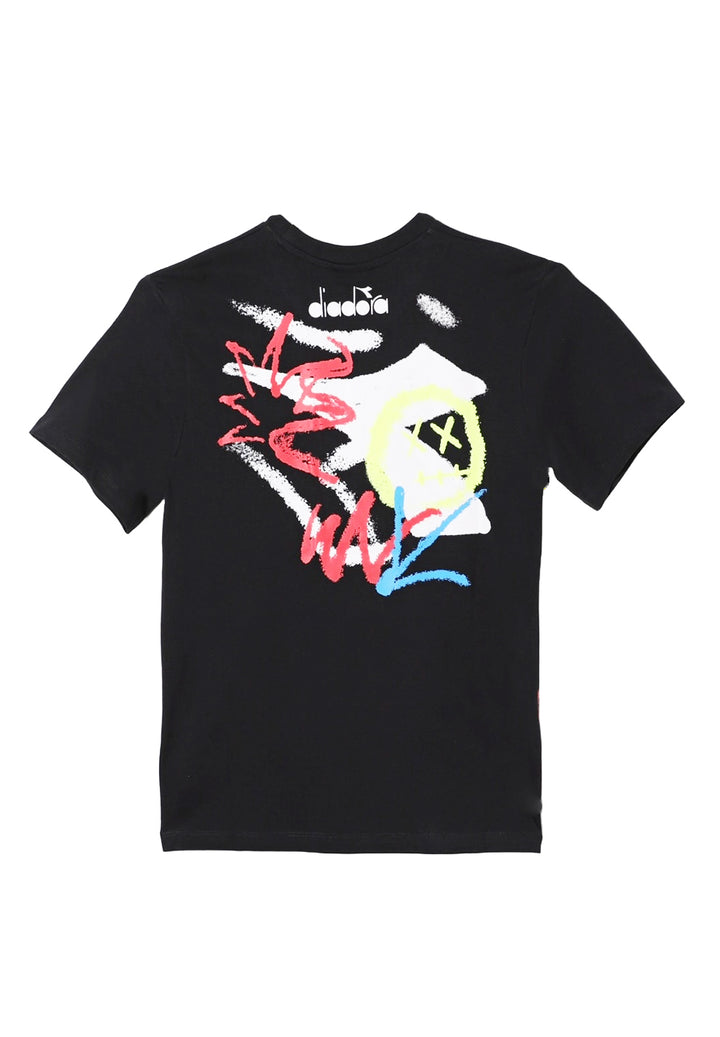 T-shirt nera per bambino