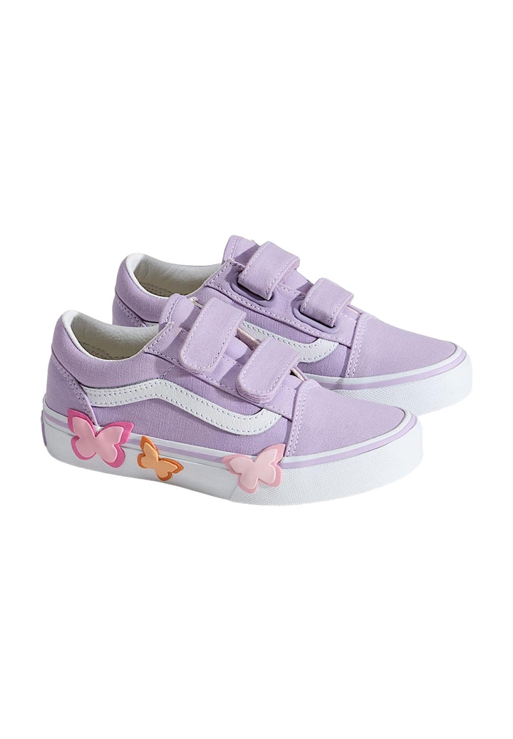 Scarpe lilla per neonata