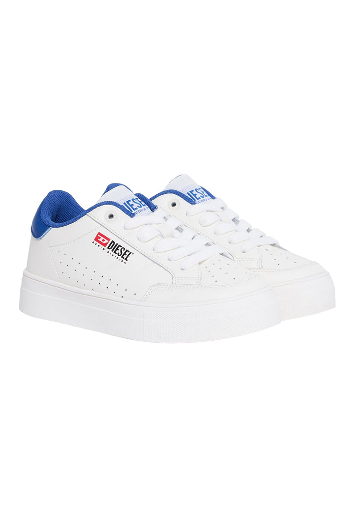Scarpe bianche per bambino