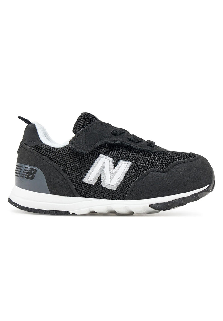 Scarpe nere per neonato