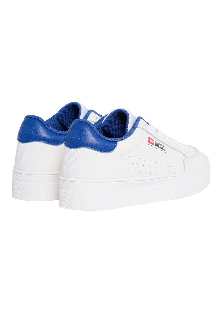 Scarpe bianche per bambino