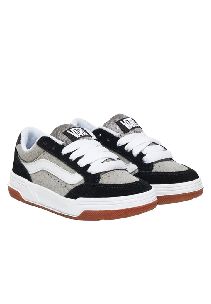 Scarpe grigie per neonato