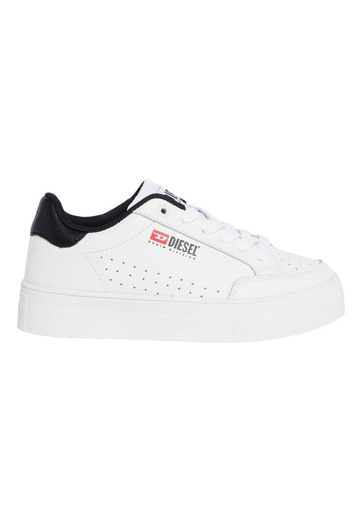 Scarpe bianche per bambino
